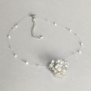 Eteryczny choker ślubny na żyłce – Efekt pnącego kwiatu Dip Art