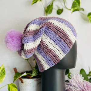 Fantazyjna czapka „Merino Colors - lawendowe pole