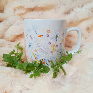 Gąska i dmuchawce delikatna wiosenna łączka Kubek ręcznie malowany