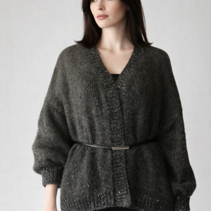 Grafitowy krótki kardigan, wykonany z jedwabnego moheru i alpaki