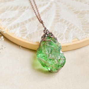 Green - naszyjnik z kryształem