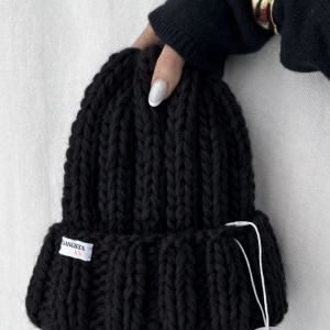 Gruba czarna wełniana czapka beanie wełna handmade