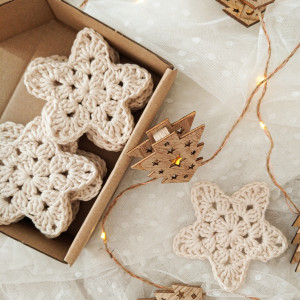 Gwiazdki świąteczne zawieszki na choinkę