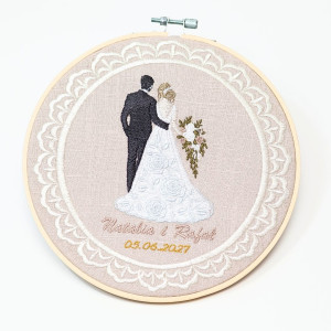 Haft ślubny w tamborku 20 cm, indywidualna dedykacja 21