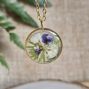 Jagodowy las zawieszka wisiorek złoty wisior fiolet