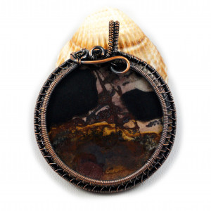 Jaspis, Miedziany wisior z jaspisem brązowy unisex