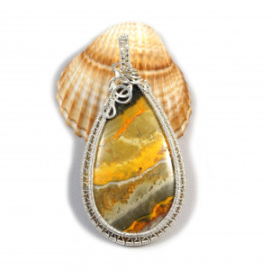 Jaspis, Wisior ze srebra z jaspisem trzmielim