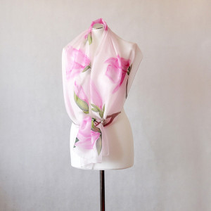 Jedwabny malowany szal - magnolie