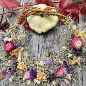 Jesienny wianek naturalny Dzikie Wino