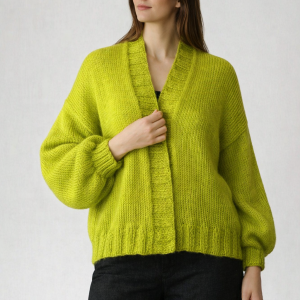 Kanarkowy kardigan z moheru