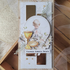 Kartka komunijna dla chłopca – elegancka w odcieniach beżu i złota