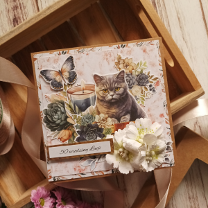 Kartka personalizowana urodzinowa, kot i książki