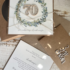 (kopia) Kartka ręcznie robiona na 70 urodziny + piękne życzenia KU70-543