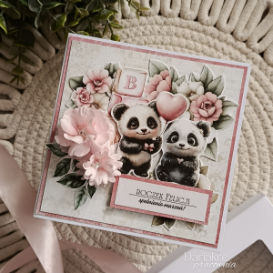 Kartka urodzinowa dla dziecka, różowa, pandy, pamiątka w pudełku d11