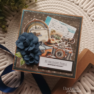 Kartka urodzinowa personalizowana w pudełku, niebieska podróże u177