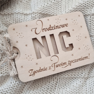 KARTKA URODZINOWA PUDEŁKO NA PIENIĄDZE KARTĘ PODARUNKOWĄ NIC