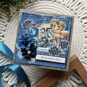 Kartka urodzinowa w pudełku, niebieska, motocykl personalizowana u24