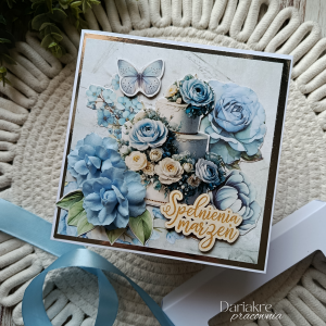 Kartka urodzinowa w pudełku, niebieska, tort, spełnienia marzeń u89