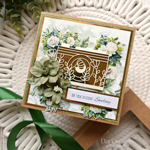 Kartka urodzinowa w pudełku, personalizowana, aparat zieleń, u10