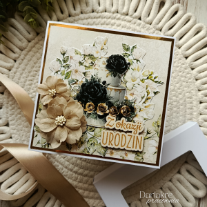 Kartka urodzinowa w pudełku, tort, złoto i czerń, z okazji urodzin u76