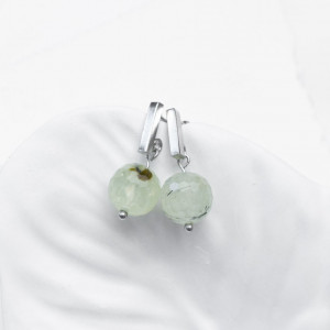 Klasyczne kolczyki z Frenitem