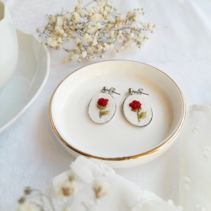 Kolczyki Bordowe róże ogrodowe duże owalne