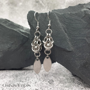 Kolczyki chainmaille łańcuszek - stalowy listek