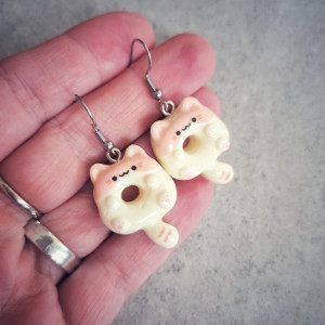 Kolczyki - Donut kot 4 (z żywicy)