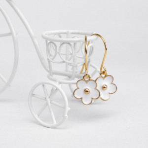 KOLCZYKI 'FLORINA' - WIOSENNA LEKKOŚĆ W ZŁOTEJ ODSŁONIE