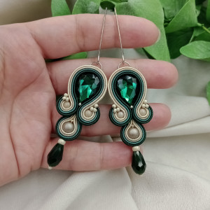 Kolczyki klipsy z kryształami zielone szmaragdowe beżowe