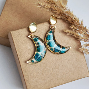 Kolczyki księżyc z suszonymi kwiatami