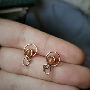 Kolczyki miedziane z pomarańczowym agatem