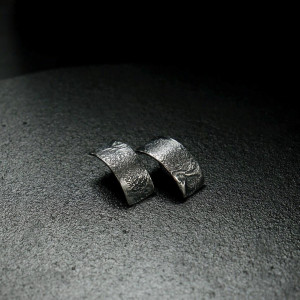 Kolczyki prostokąty zaokrąglone z ciemnego srebra