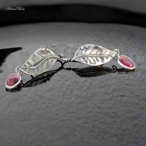 Kolczyki srebrne wiszące listki z turmalinami