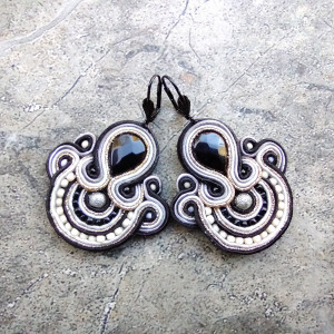 Kolczyki sutasz Black Tears