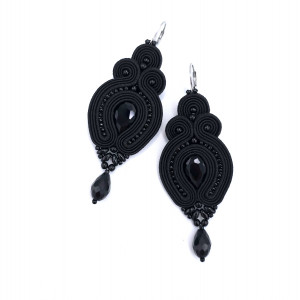 Kolczyki sutasz czarne „Verra” eleganckie wieczorowe z kryształkami