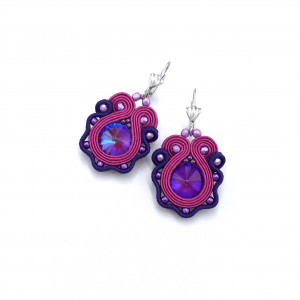 Kolczyki sutasz fioletowo różowe małe wiosenne kolorowe „Flower”