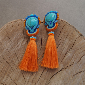 Kolczyki sutasz z pomarańczowym chwostem