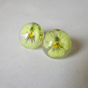 Kolczyki sztyfty z bratkiem