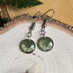 Kolczyki wiszące srebrne zielone kwiaty okrągłe