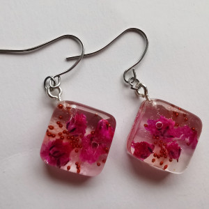 Kolczyki z gipsówką i perełkami