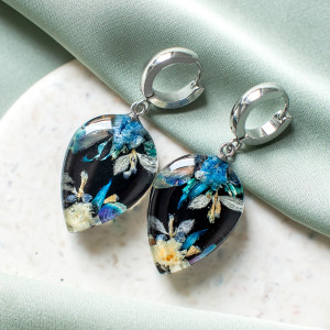 Kolczyki z kompozycją kwiatową 033