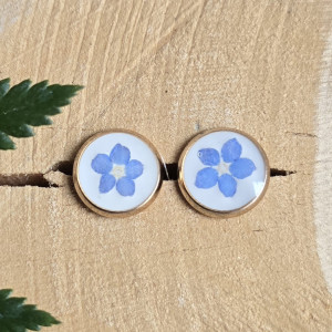 Kolczyki z prawdziwymi kwiatami