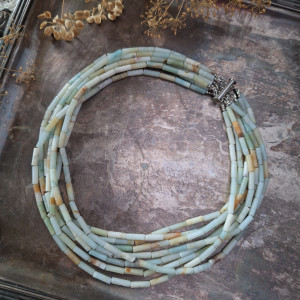 Kolia z amzonitu 8 sznurów