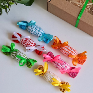 Kolorowe cukierki na choinkę