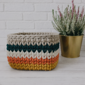 Kolorowy kosz do przechowywania,kwadratowy koszyk 15x12cm.