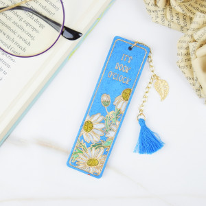 Kompaktowa tłoczona zakładka 134