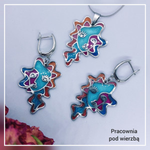 komplet biżuterii ręcznie malowanej kobieta twarz abstrakcja stal