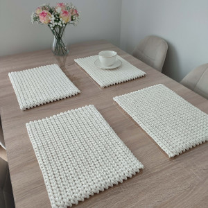 Komplet podkładek szydełkowych ze sznurka 4szt - 25cmx35cm
