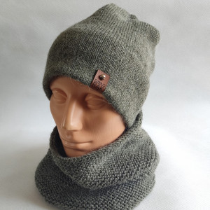 Komplet ręcznie robiony na drutach z alpaką, szara zieleń.